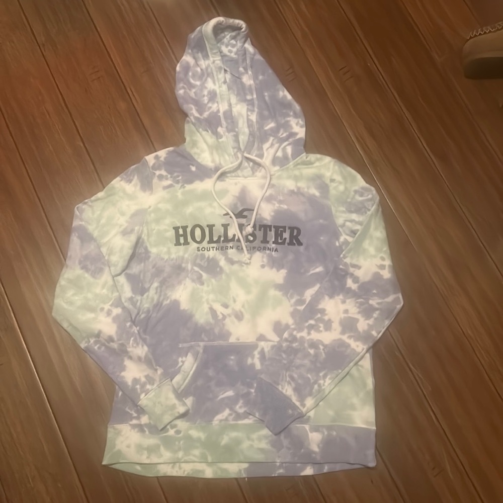 Hollister Sweatshirt